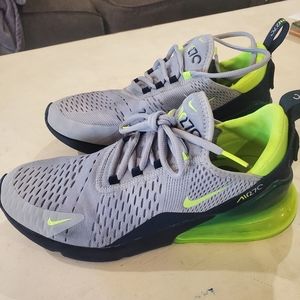 Nike Air Max 270